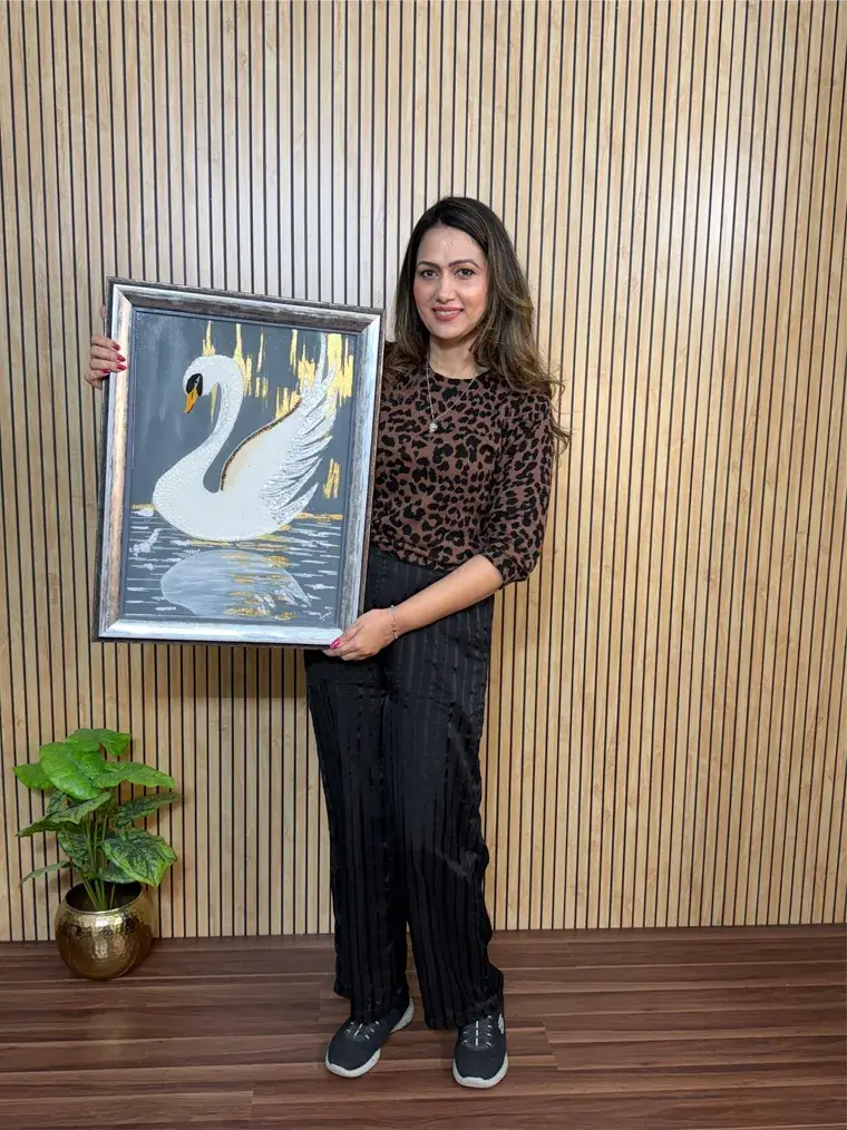 Elegant White Swan Gold Accent Painting